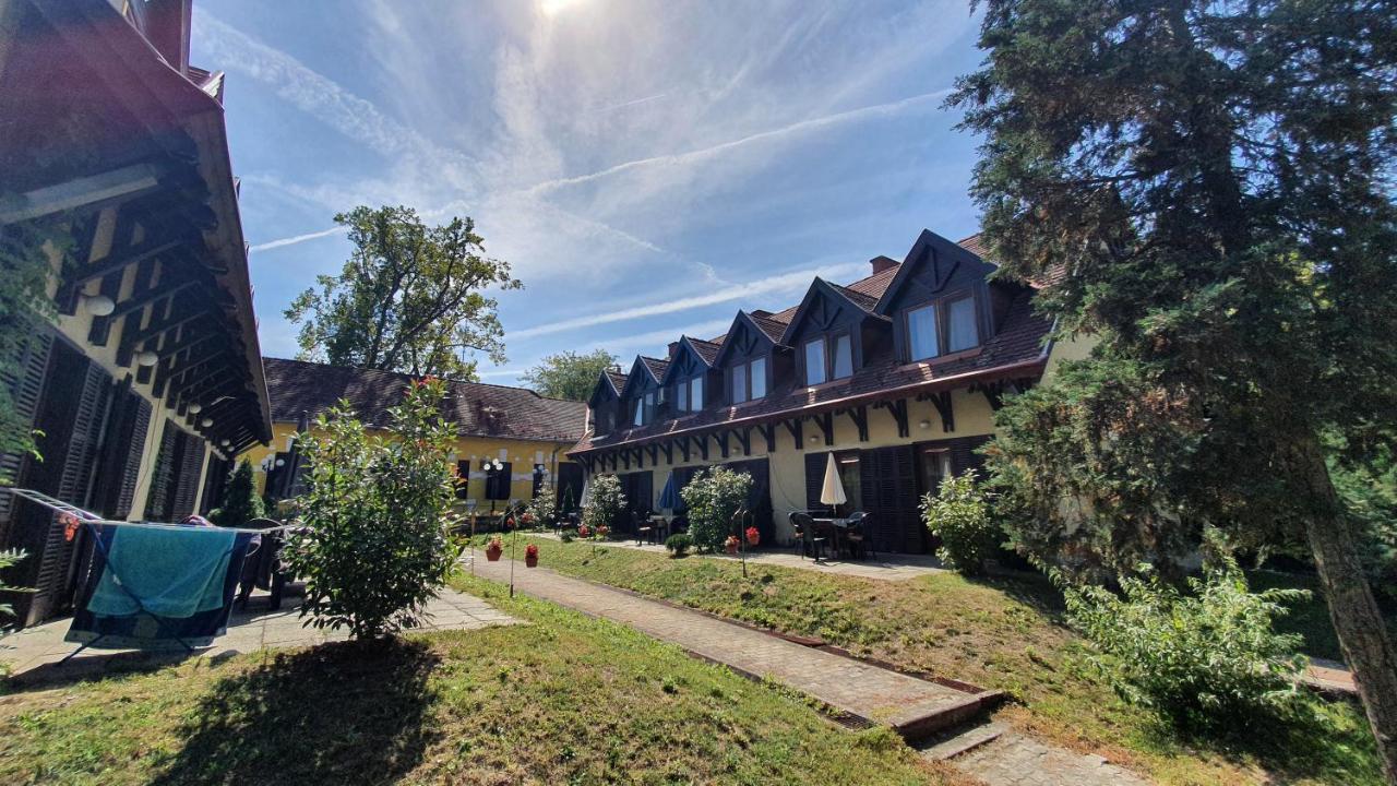 Harmonia Apartmanhaz Balatonlelle Zewnętrze zdjęcie