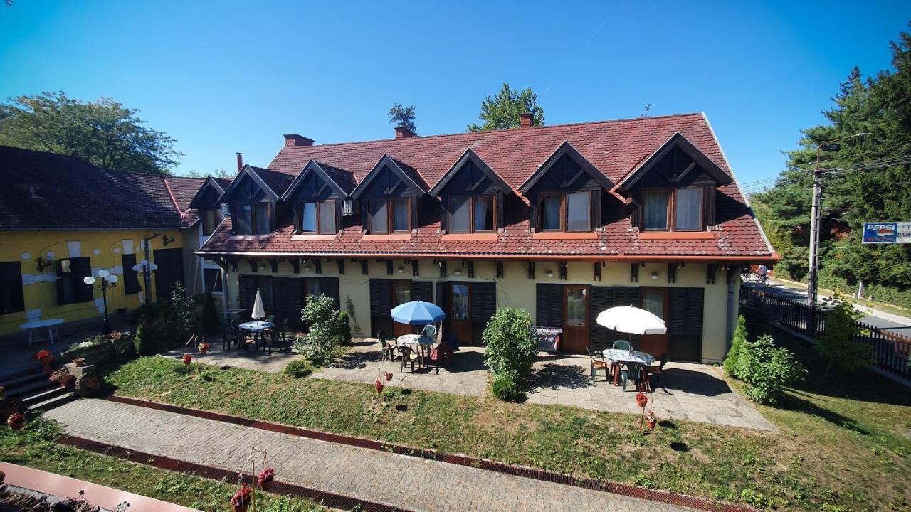 Harmonia Apartmanhaz Balatonlelle Zewnętrze zdjęcie