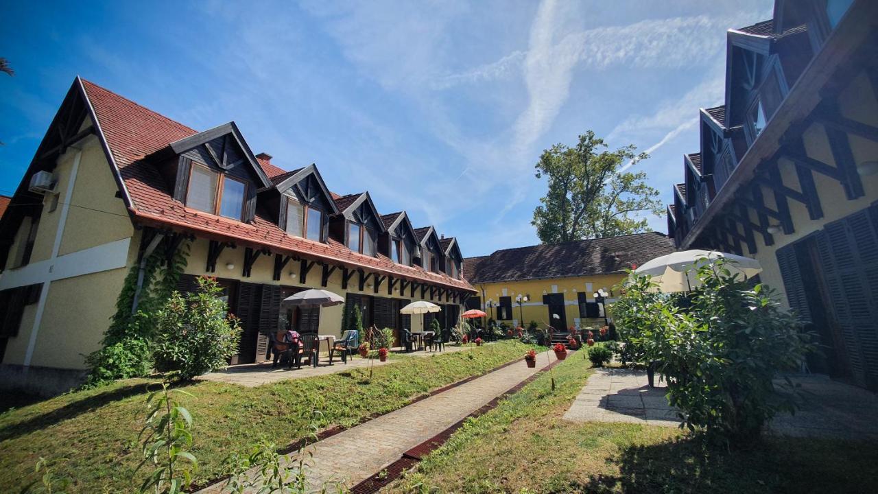 Harmonia Apartmanhaz Balatonlelle Zewnętrze zdjęcie